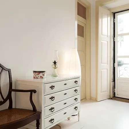 Alfama Vintage Apartments By Altido 리스본