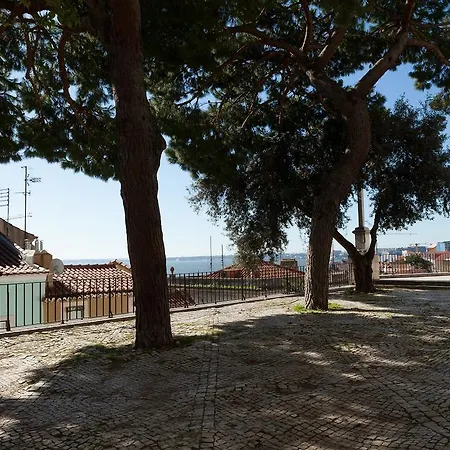 Alfama Vintage Apartments By Altido Apartment *